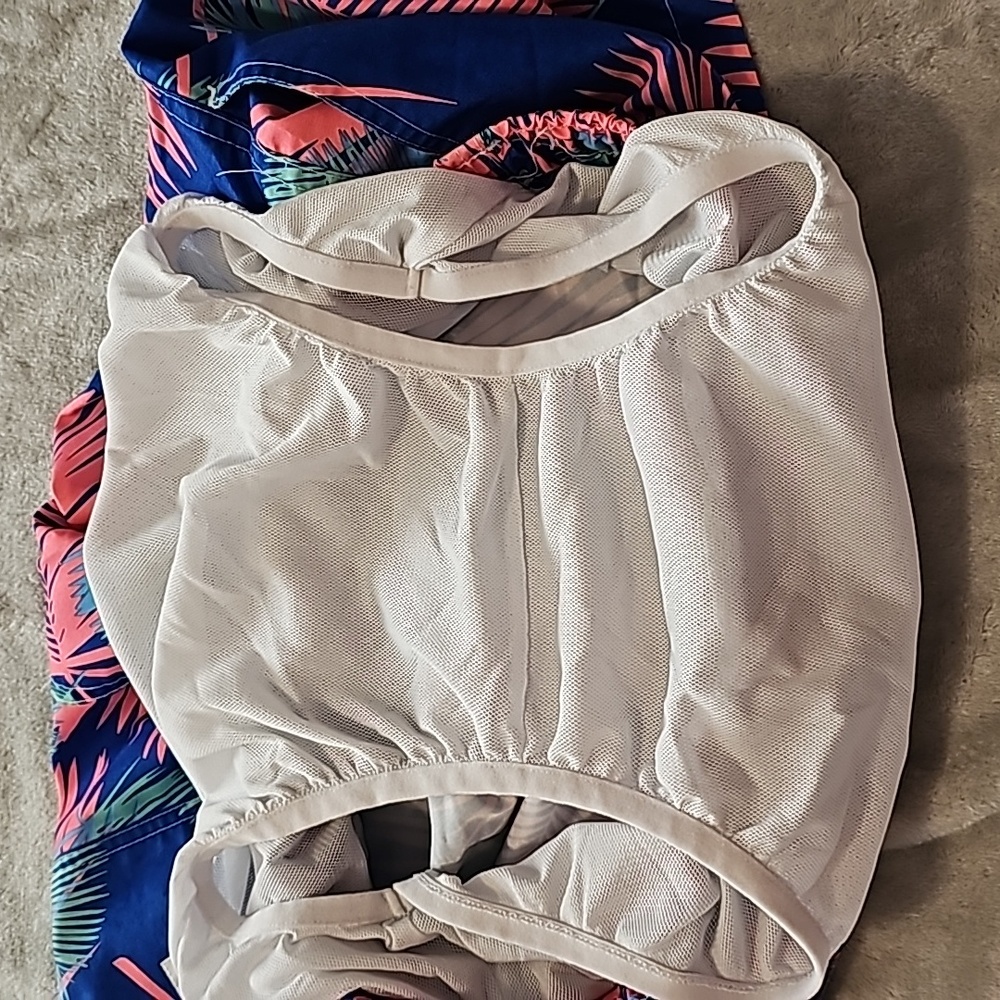 Swim Trunks - Picture 3 of 4